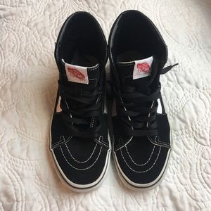 Old Skool hi top vans 7.5 white laces included!